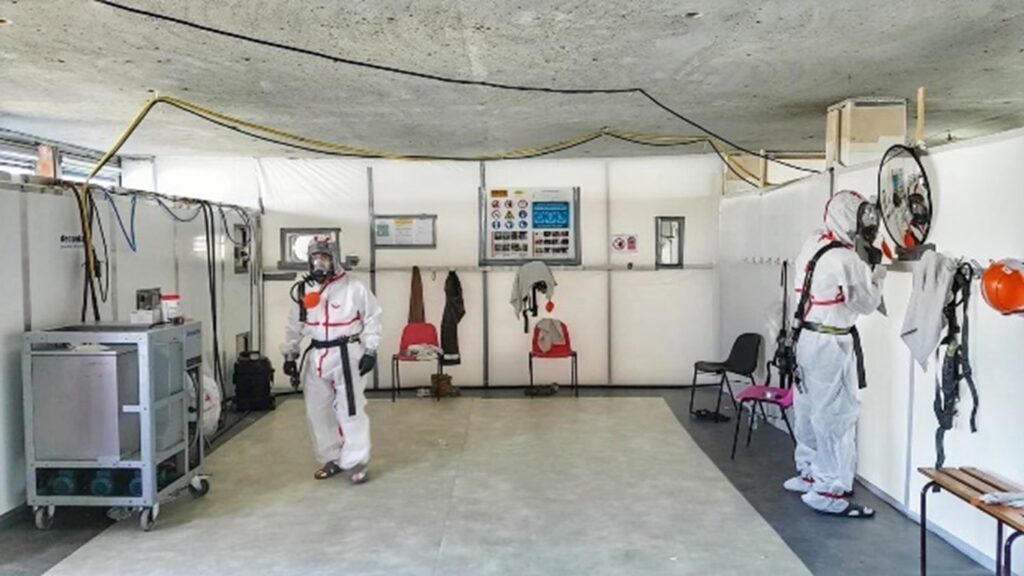 Premys réalise le déplombage et le désamiantage de vos structures