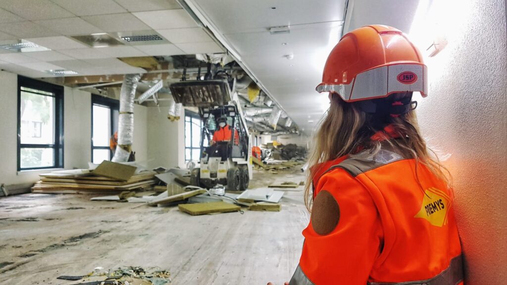 Premys excelle dans le curage avant réhabilitation